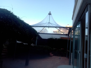 TENDA CHAPÉU DE BRUXA 5X5MTS TRANSPARENTE 